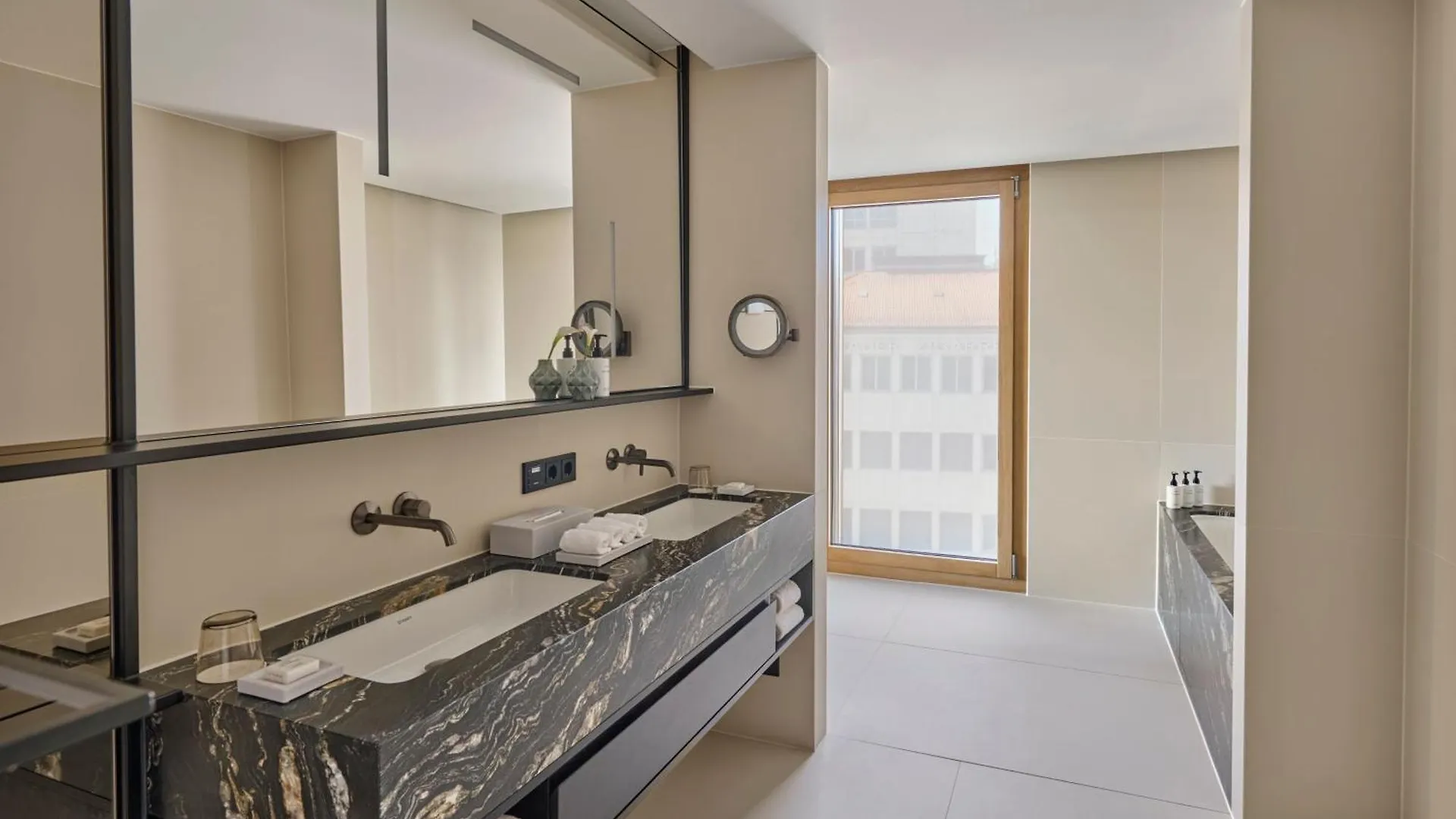 Koenigshof, A Luxury Collection Hotel, Munich 5*,  Allemagne