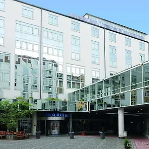 Отель Maritim